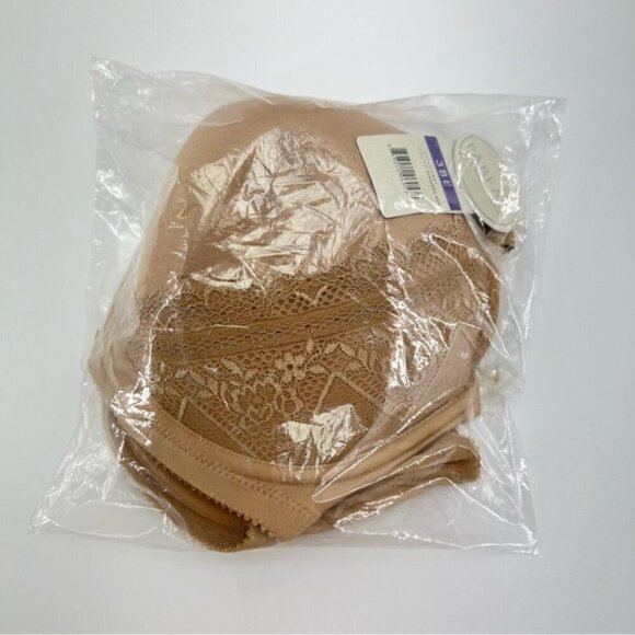 Parfait - Ladies Wired Seamless T-shirt Bra - European Nude. Size: 38DDD (US). - Picture 2 of 12